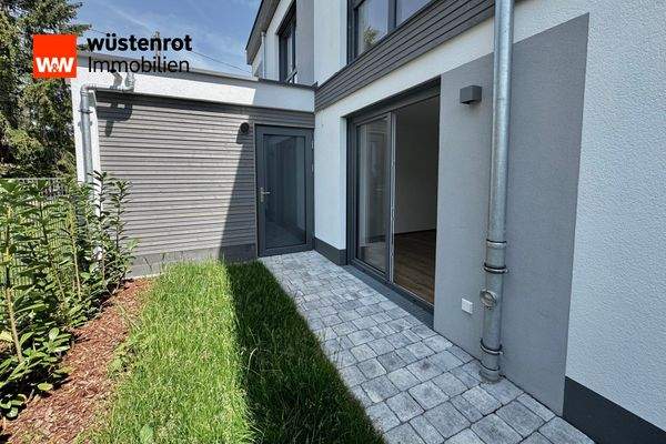 Zugang und Durchgang Garage