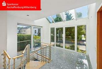 Wintergarten mit Zugang zum Untergeschoss