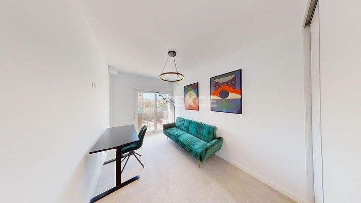 Contemporary Real Estate Near Amenities in Pilar de la Horadada