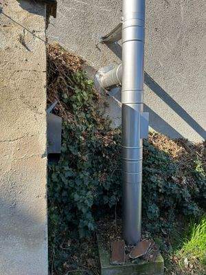 Auslass Schornstein Gastherme