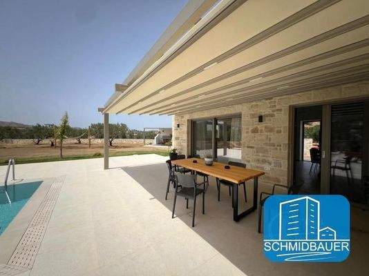 Kreta, Sivas: Moderne Villa umgeben von Olivenbäumen zum Verkauf