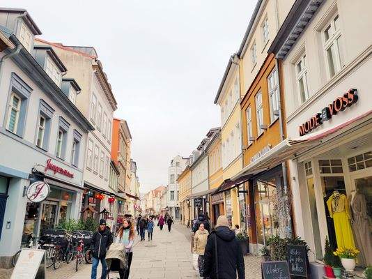 Blick in Fussgängerzone.jpg