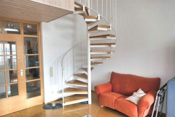 Wendeltreppe Wohnzimmer in Galerie