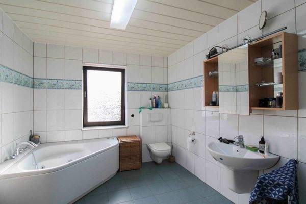 Ansicht Badezimmer 2 (2.OG)