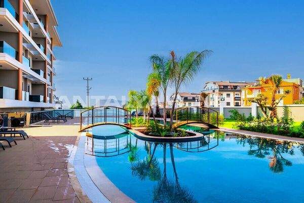 Detached Sea-View House with Private Pool in Alanya