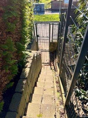 Zugang Garten von hinten