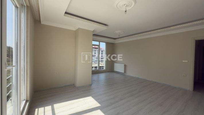 3-Bedroom Apartment Near the Beach and Amenities in Arsin Trabzon