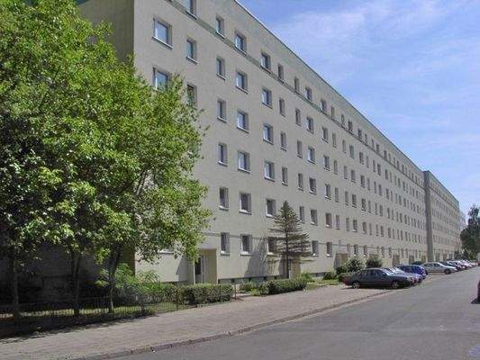 Außenansicht der Eingangsseite des Objektes