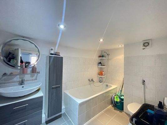 Wohnung 2 Bad