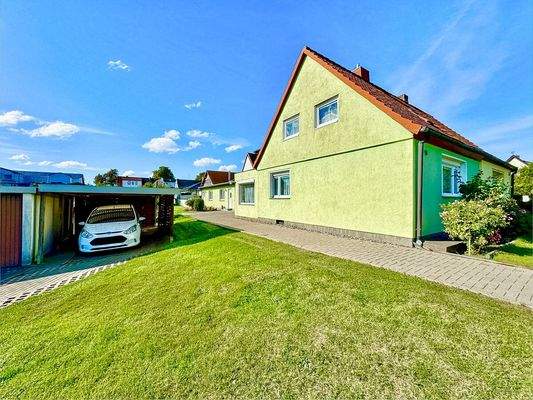 Carport // Freiplätze