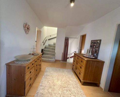 Galerie 1. OG mit Treppenaufgang ins Dachgeschoss