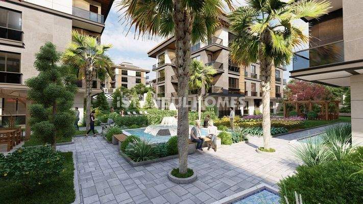 Luxury Flats with Pool, Gym and Parking in Beylikdüzü