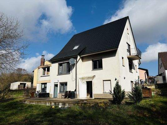 Südostansicht des Hauses (Gartenseite zum Wald)