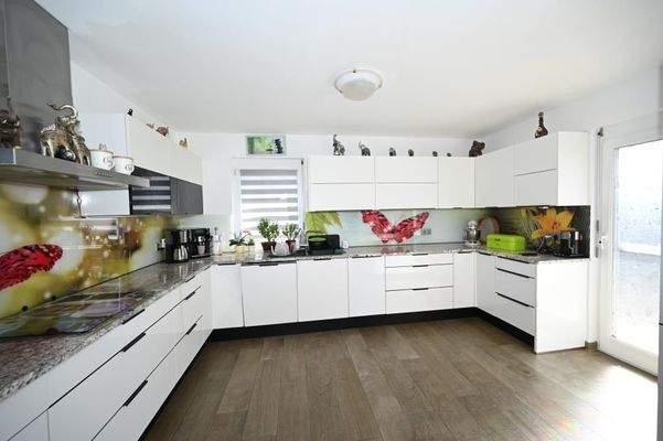 Gourmet-Küche + Terrassenzugang