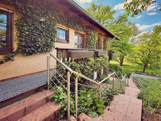 Großzügiger Aufgang