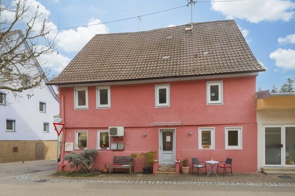 Straßenansicht