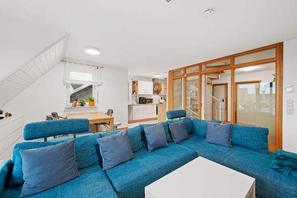 1. DG | Wohn-, Essbereich, Küche und Flur