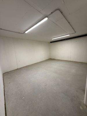 Bruneck_Magazin_Lager_Zentrum_Stauraum_Vielseitig_Privat_Gewerbe_Lokal