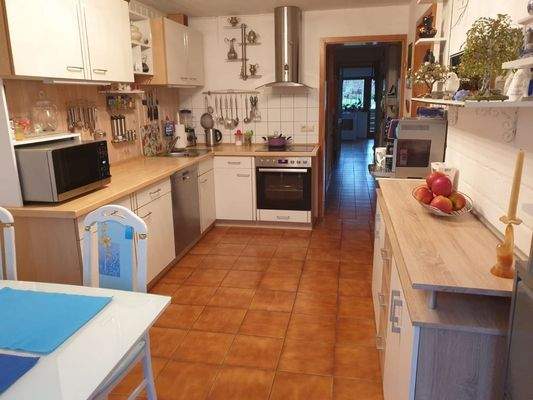 Souterrain-Wohnung-Küche