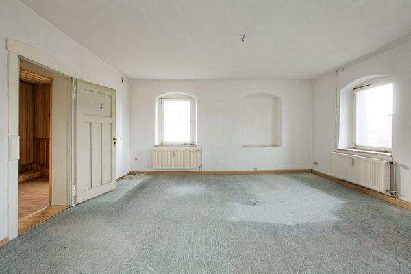 1. OG li Wohnzimmer 1.jpg