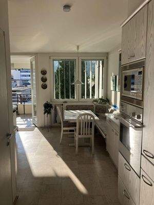 Küche bei Morgensonne