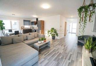 EG Wohn-Essbereich - (KI generiert)