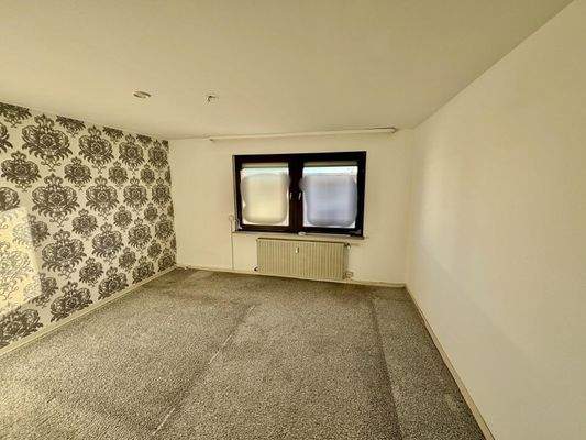 Großzügiges Schlafzimmer