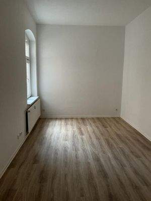 Wohn- und Schlafzimmer