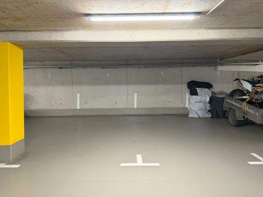 Zwei Tiefgaragenstellplätze