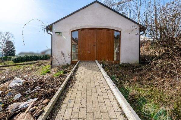 Zugang zur großen Garage