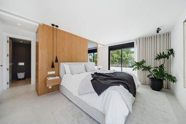 Photo: Villa in Nueva Andalucia