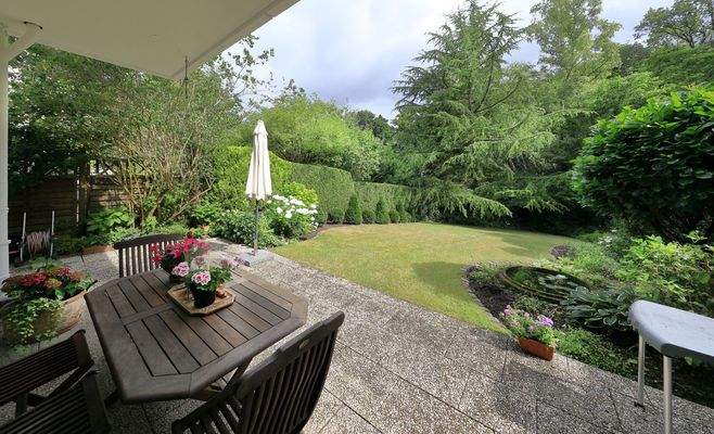 Terrasse und Garten