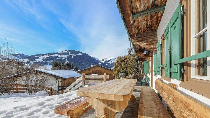 KITZIMMO-Exklusives Bauernhaus mit Freizeitwohnsitz kaufen - Immobilien Jochberg.