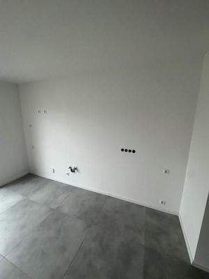 28 Impressionen aus den Wohnungen Bädern Balkonen