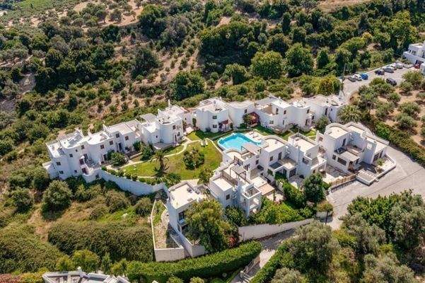Kreta, Ag. Paraskevi: Tolle Wohnung in schöner Anlage mit Meerblick zu verkaufen