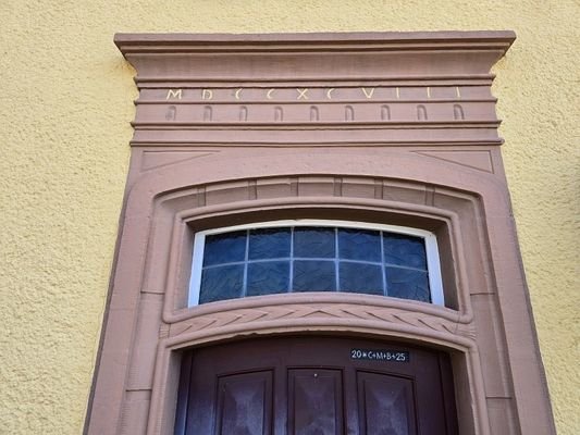 Eingang Wohnhaus 1