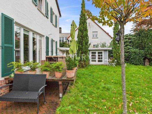 Schöner großer Garten