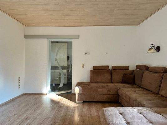 Wohnzimmer im EG (Hochparterre)