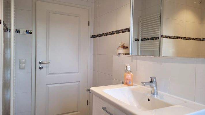 Kinderbadezimmer 3.jpeg