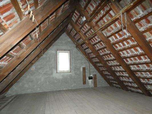 023 - Dachboden.JPG
