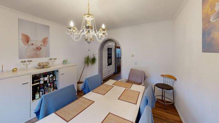 Schlossweg-5-Dining-Room