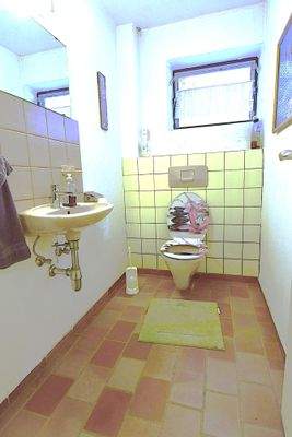 WC im Bereich der Sauna