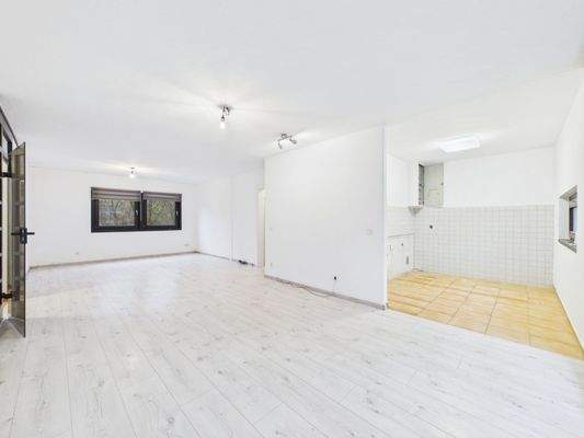 Wohnzimmer/Esszimmer