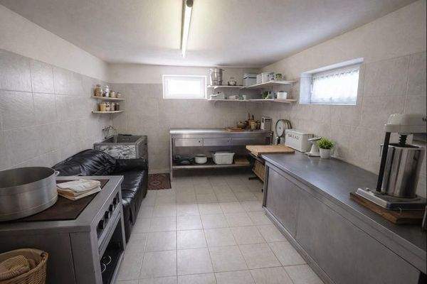 Wirtschaftskueche_im_Kellergeschoss