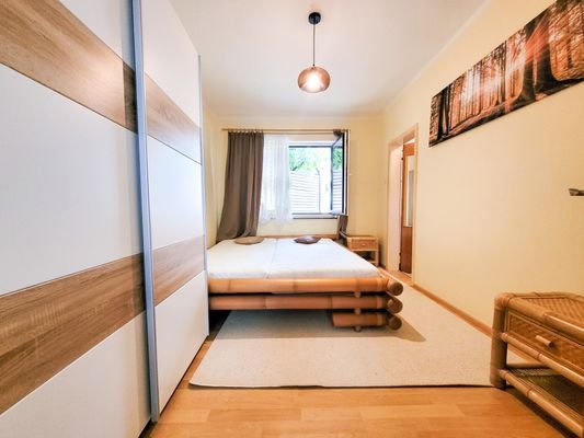 Schlafzimmer EG