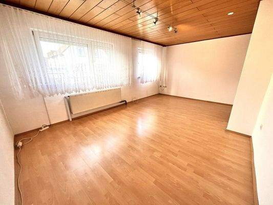 Großer, heller Wohnbereich