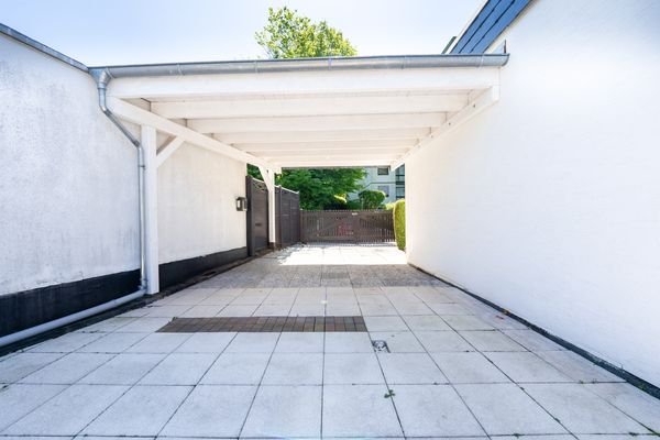 Terrasse + Carport