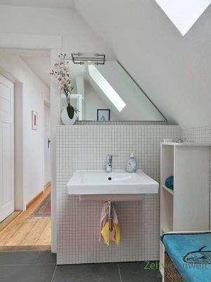 Blick zum Waschbecken