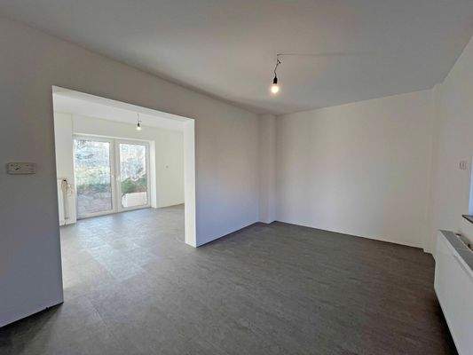 Wohn- und Speisebereich.jpg