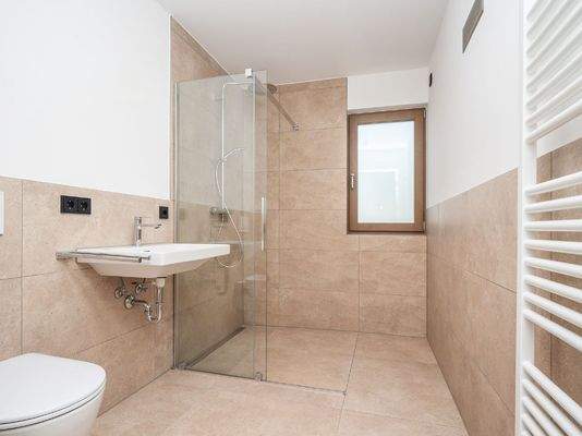 Tageslichtduschbad im EG